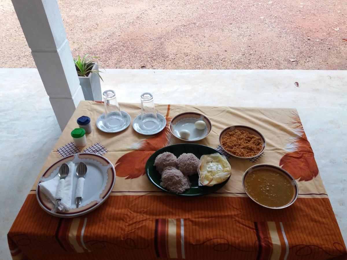 Cashew Villa Hiriketiya ディックウェラ エクステリア 写真