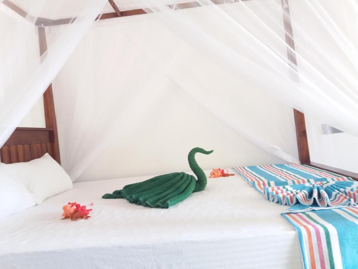 Cashew Villa Hiriketiya ディックウェラ エクステリア 写真