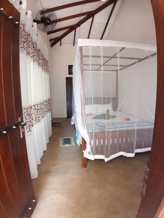Cashew Villa Hiriketiya ディックウェラ エクステリア 写真
