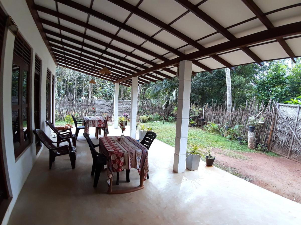 Cashew Villa Hiriketiya ディックウェラ エクステリア 写真